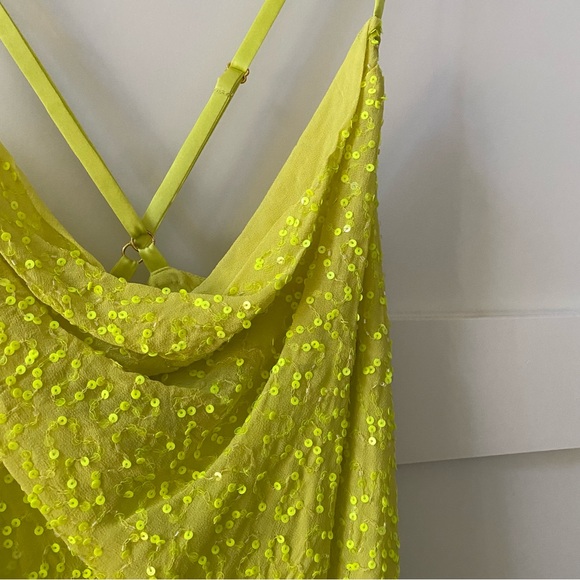 ❌ SOLD ❌ Show Me Your Mumu Lime Sequin Suzanna Slip Dresss - Picture 5 of 5